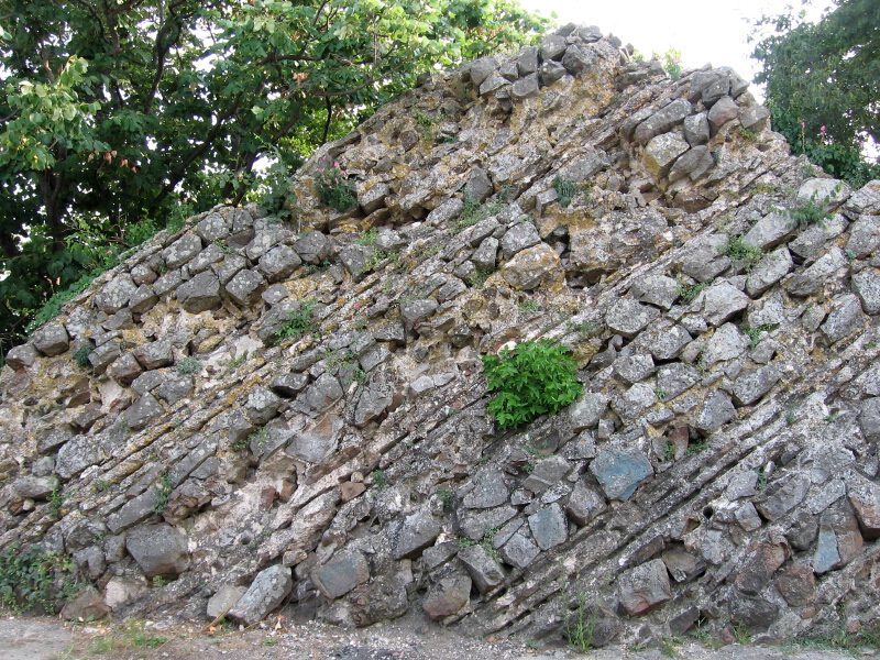 Крепостната стена
