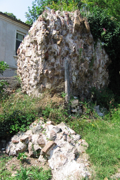 Останки от крепостта 'Агатопол'